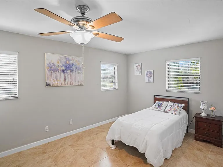 1750 Belleair Forest Dr #C20 — Photo 12