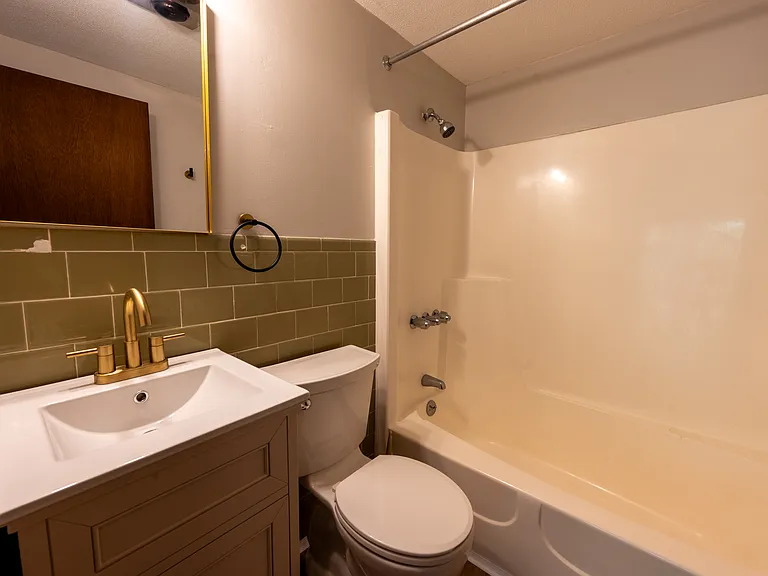 865 Upper Mad River Rd #C1 — Photo 12
