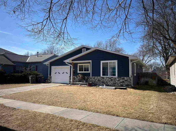 721 N Saunders Ave, Hastings, NE 68901
