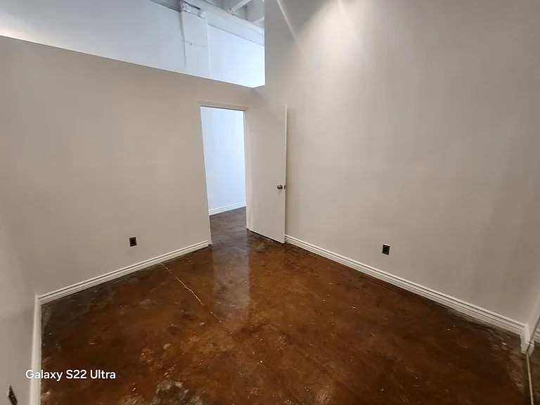 312 W 5th St #219 — Photo 7