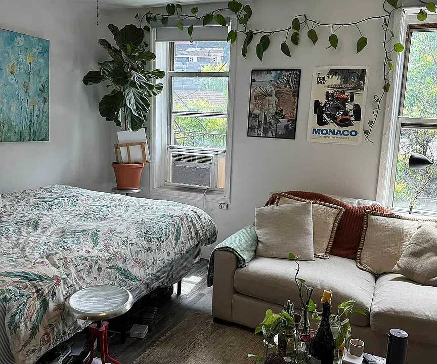 189 Bedford Ave #6