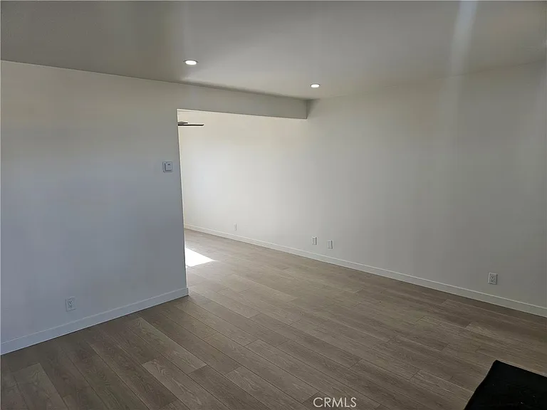 554 E Hurst St #2 — Photo 10