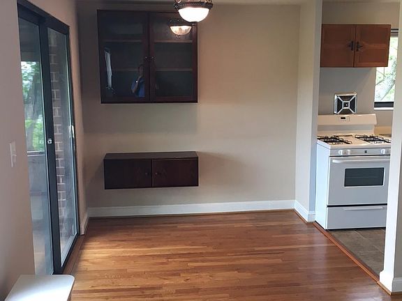 2nd image of 1573 N Colonial Ter APT 401