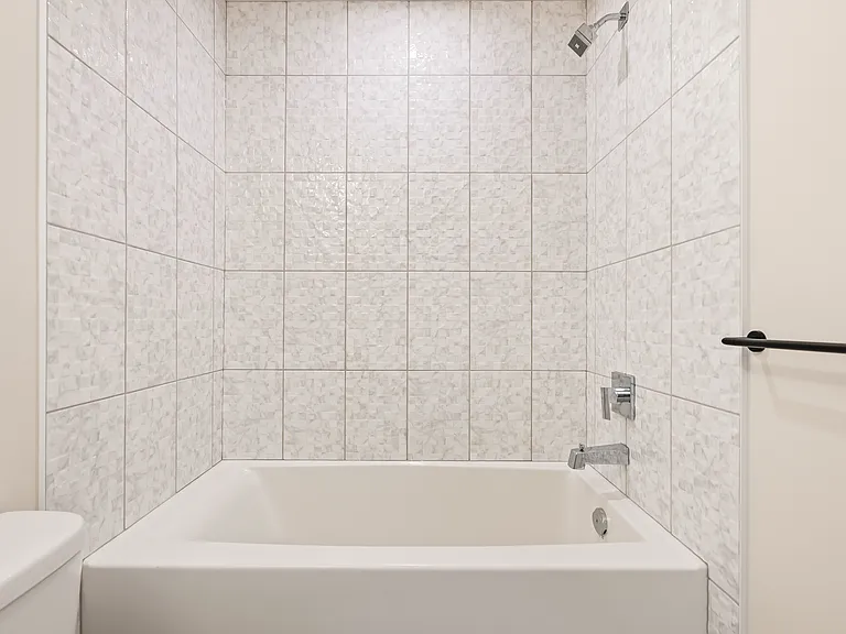 45511 Campus Dr — Photo 18