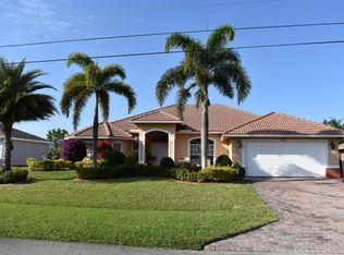 825 SW McCoy Ave, Port Saint Lucie, FL 34953