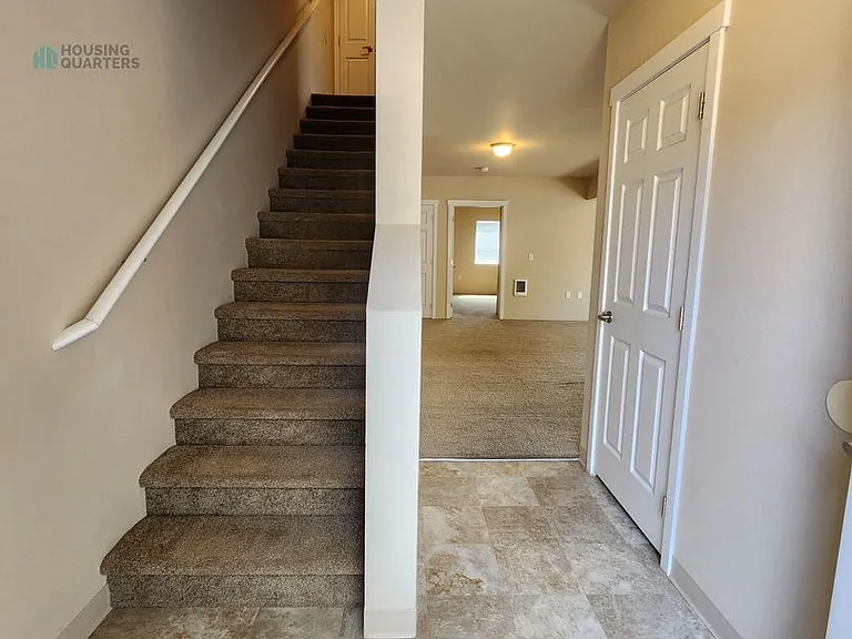 5120 E Grace Ave — Photo 2