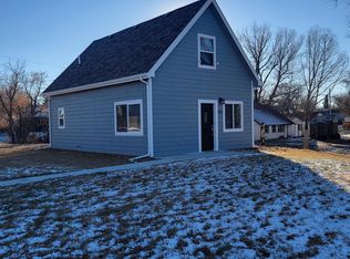 601 W 7th St, Cheyenne, WY 82007