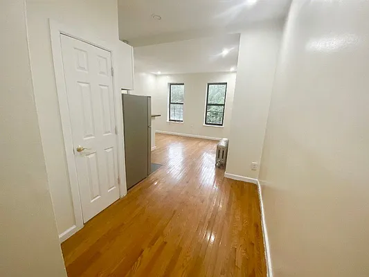 Rented by Ledvech Group | media 1