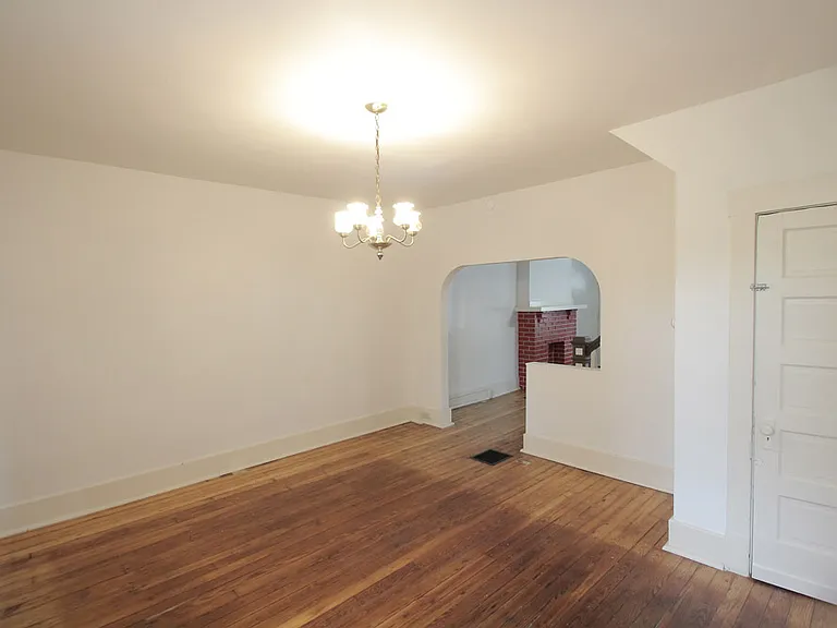 124 S Trenton Ave — Photo 10