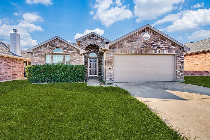 1st image of 1513 Sams Cir