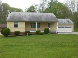 8206 York Rd, North Royalton, OH 44133