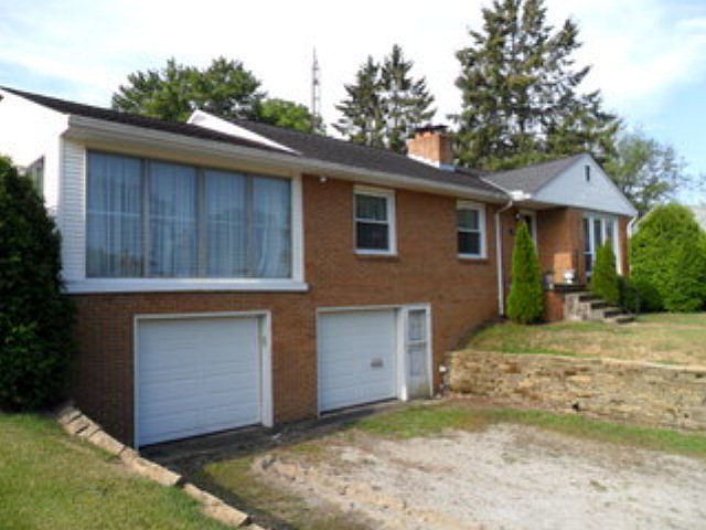 2nd image of 1518 Lascerne Cir S