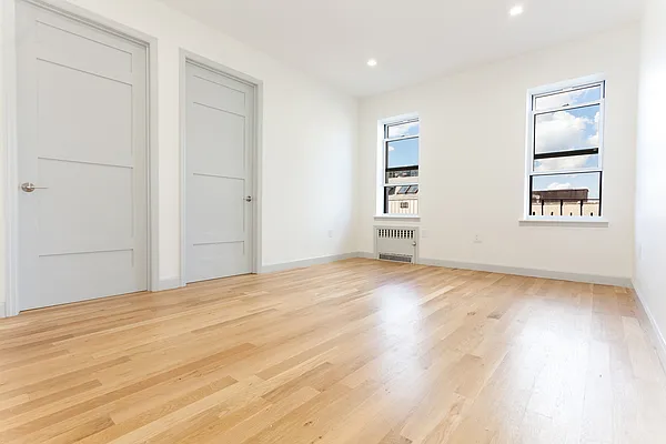 Rented by Engel and Volkers Brownstone Brooklyn | media 2