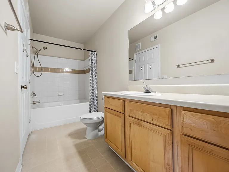 1195 Villagio Cir #203 — Photo 28