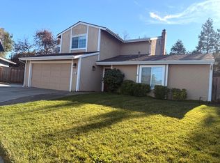 9095 Crest Hill Ct, Gilroy, CA 95020