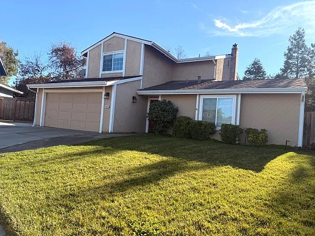 9095 Crest Hill Ct photo 1