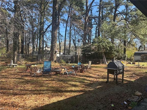 2nd image of 2410 Payne Rd