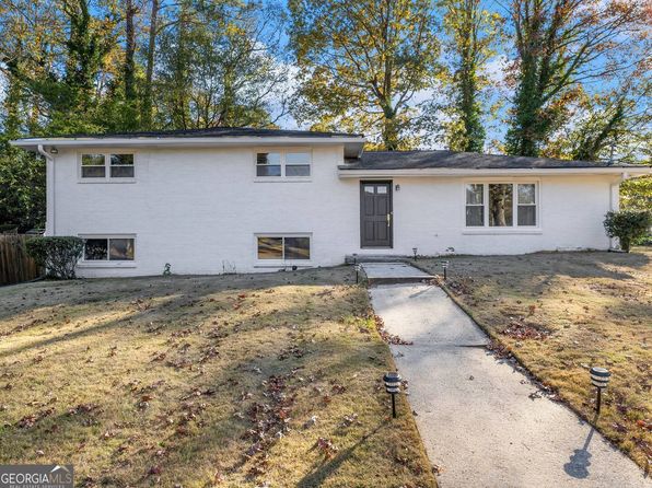 3044 Sunset Ln, East Pt, GA 30344