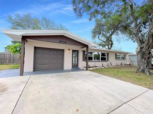8739 113th St, Seminole, FL 33772
