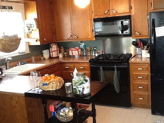 4th image of 110 Belle View Ave