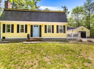 3 Betty Spring Rd, East Freetown, MA 02717