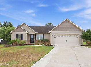 505 Waldorf Court, Hubert, NC 28539