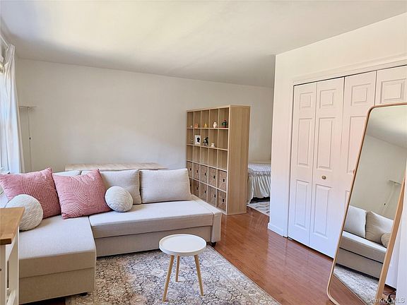 4th image of 182 Pinewood Road #23