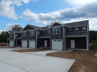 13421 Winfield Rd, Winfield, WV 25213