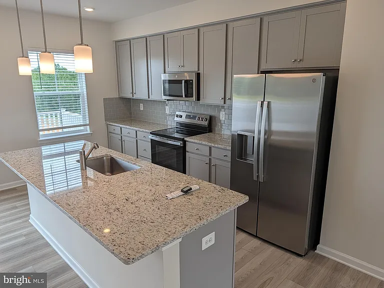 209 Swan Field Ave — Photo 13