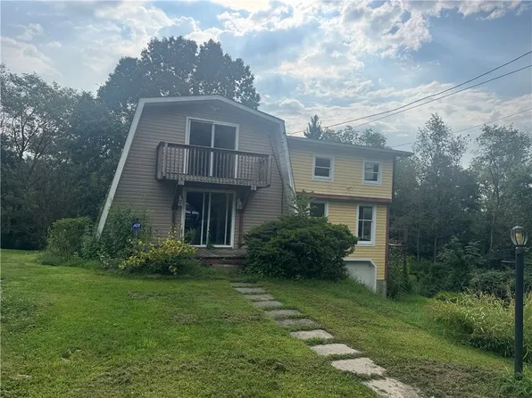 275 Oliver Ave, Freedom, PA 15042