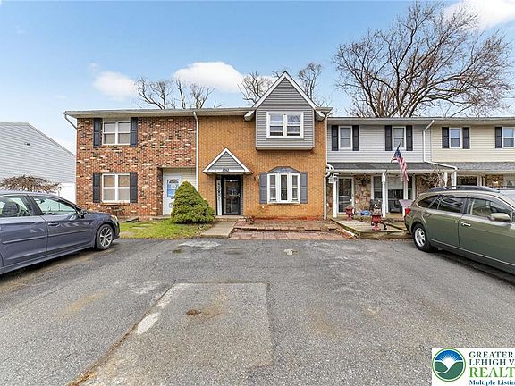 2nd image of 1863 Aster Rd