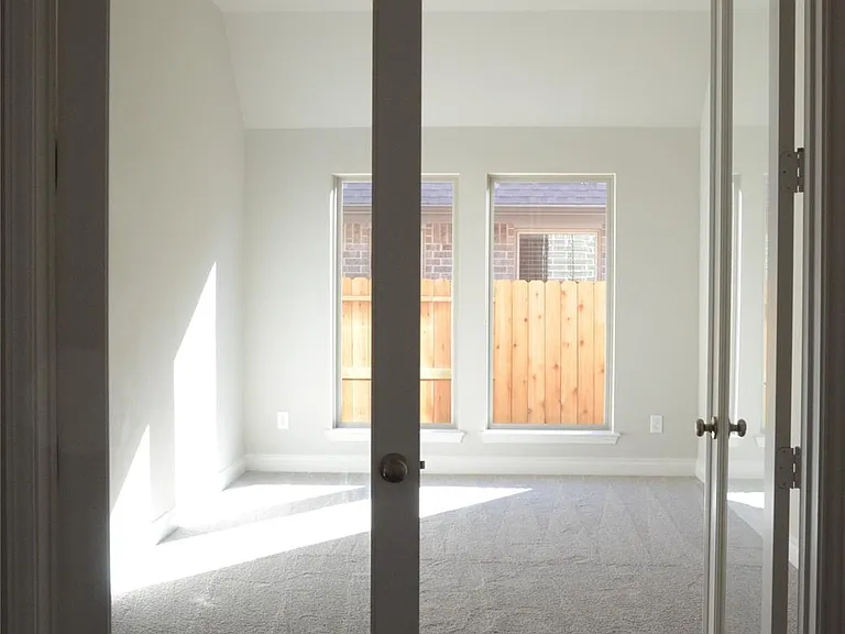 10511 Forfar Ln — Photo 14