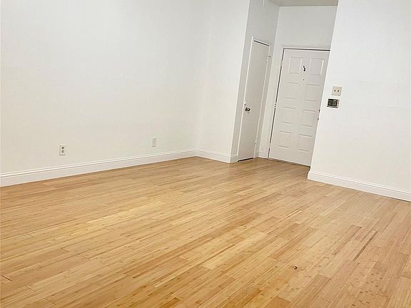 3rd image of 8545 Midpark Rd APT 11
