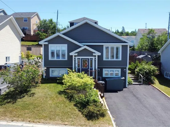 8 Goldrock Run, Conception Bay South, NL A1W3K5