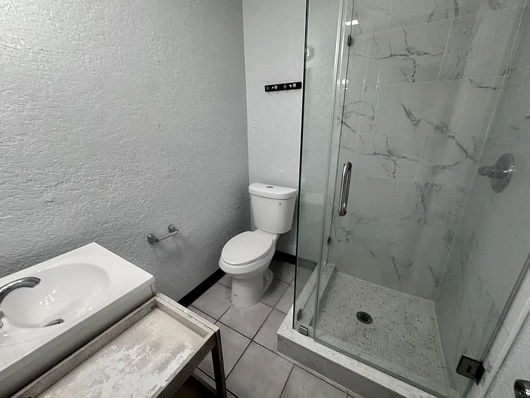 140 112th Ave #3 — Photo 12