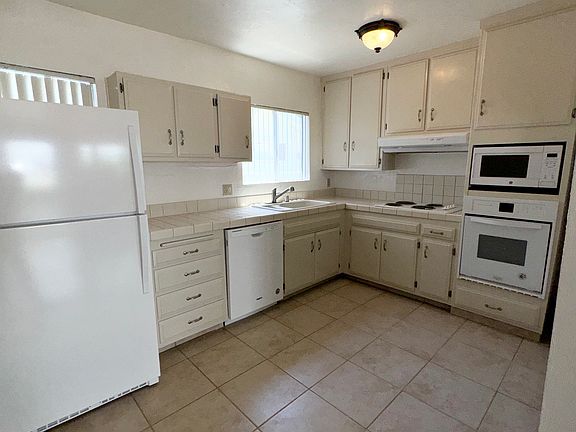 3rd image of 4717 Hamilton St #4717