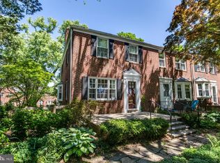 236 Stevenson Ln, Baltimore, MD 21212