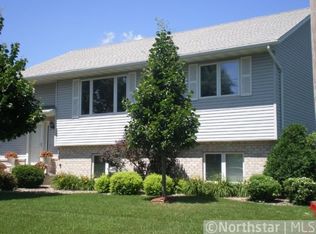 1065 Mary Adele Ave, Mendota Heights, MN 55120