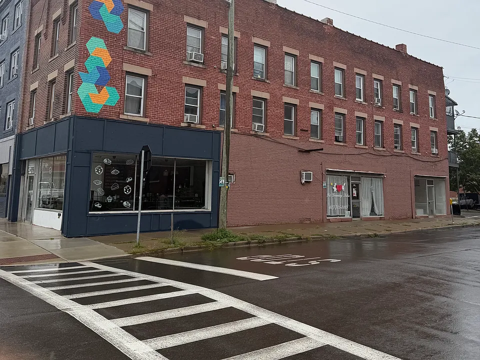 147 Washington Ave #6