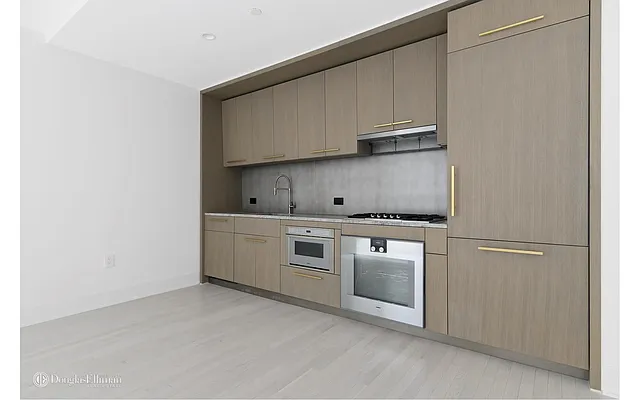 Rented by Douglas Elliman | media 15