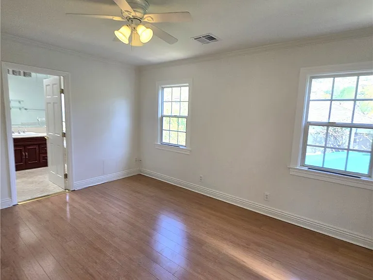 2035 Rangeview Dr — Photo 9