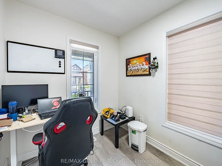 26 Robert Parkinson Dr — Photo 12