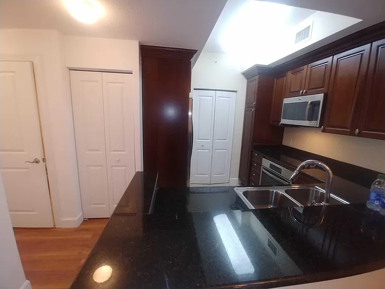 1660 Renaissance Commons Blvd #2427 — Photo 4