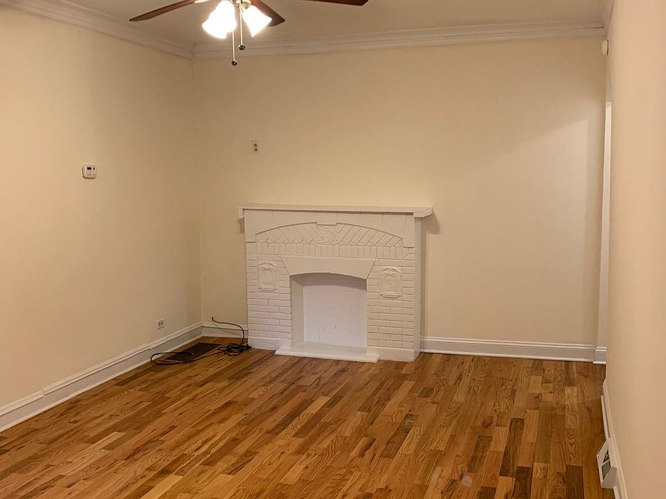 1st image of 1934 N Fairfield Ave #2R