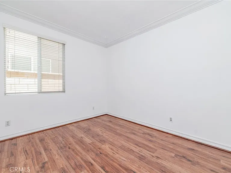 6915 Cedar Creek Rd — Photo 31