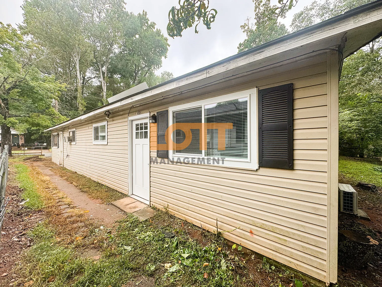 2 bed, 600 sqft, $975 — Photo 2