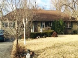 4 Birch Rd, Pompton Plains, NJ 07444