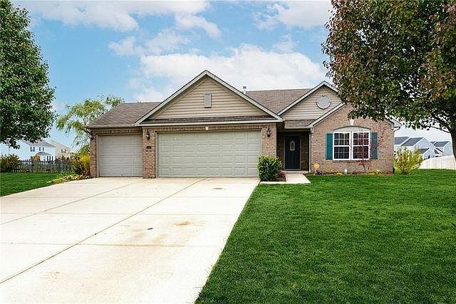 You feel great driving up to this home in this neighborhood.