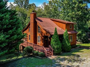 200 River Lndg, Rutherfordton, NC 28139