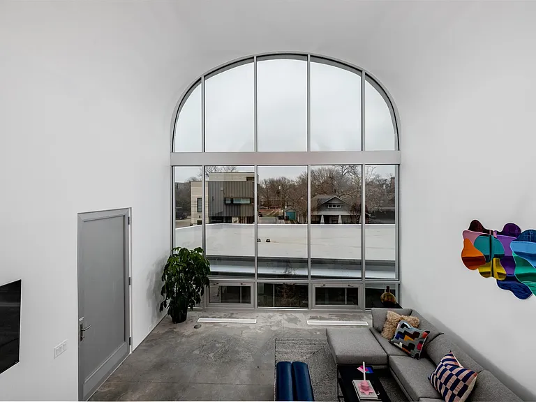 Stunning City Views - Privacy Shade available for Large Window